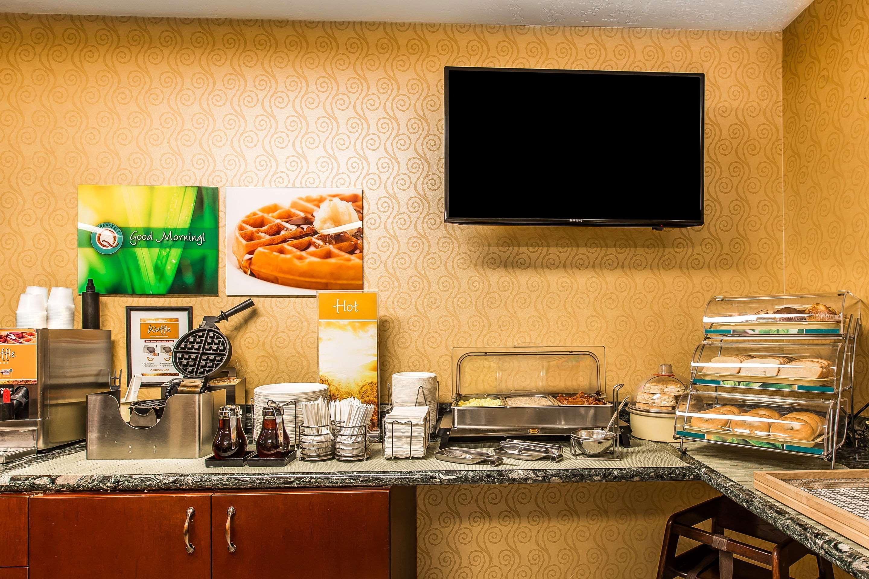 Inn Quality Near China Naval Station 3*