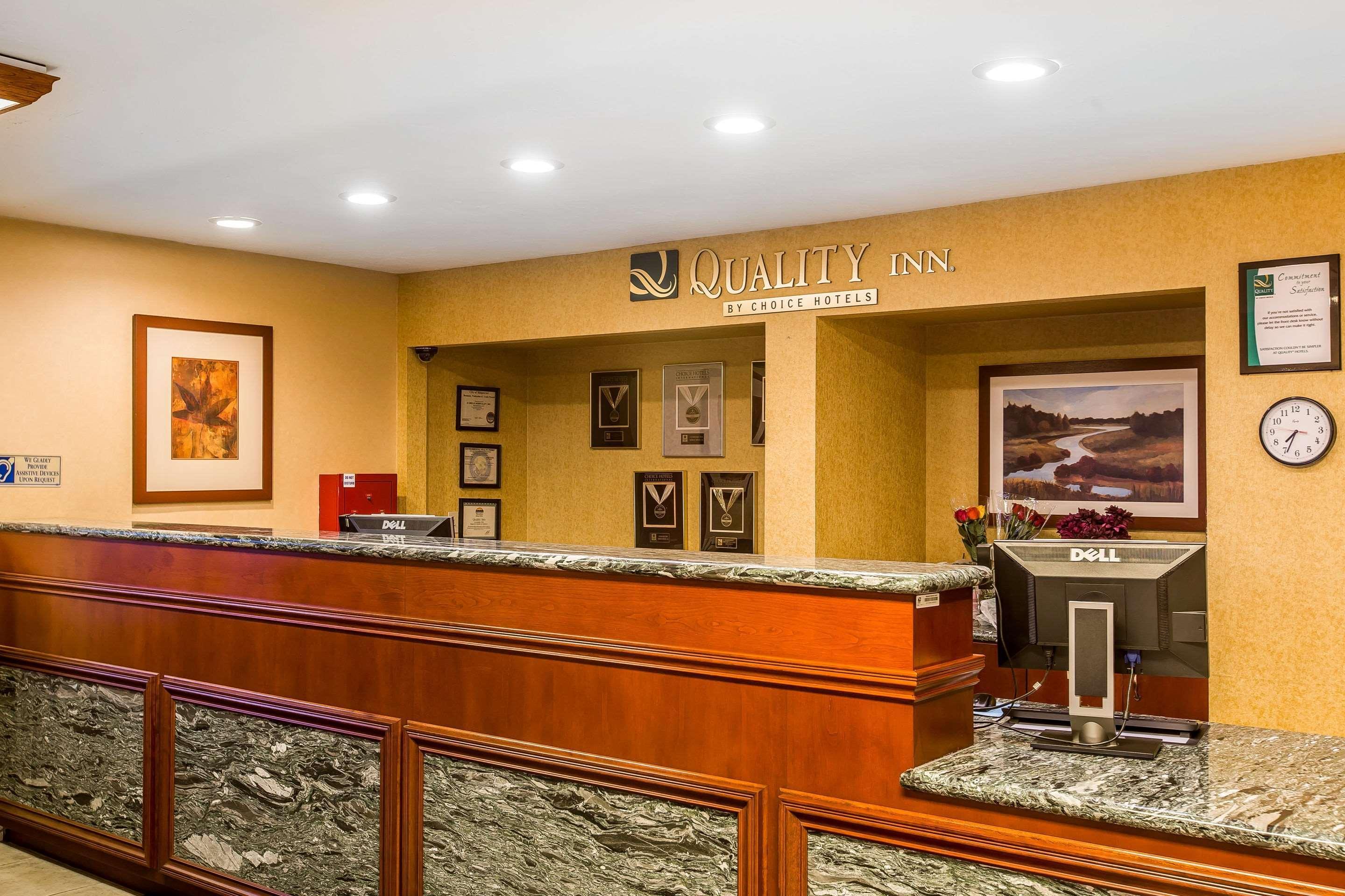 Inn Quality Near China Naval Station 3*