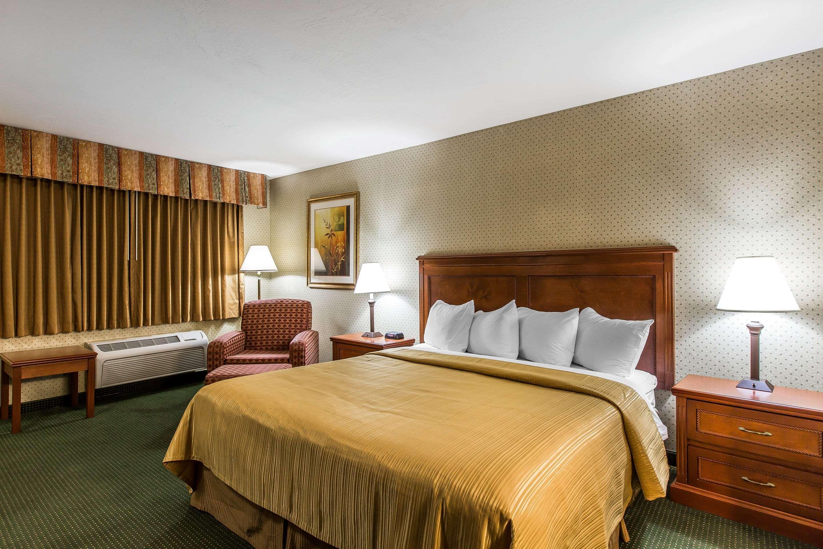 Inn Quality Near China Naval Station Ridgecrest