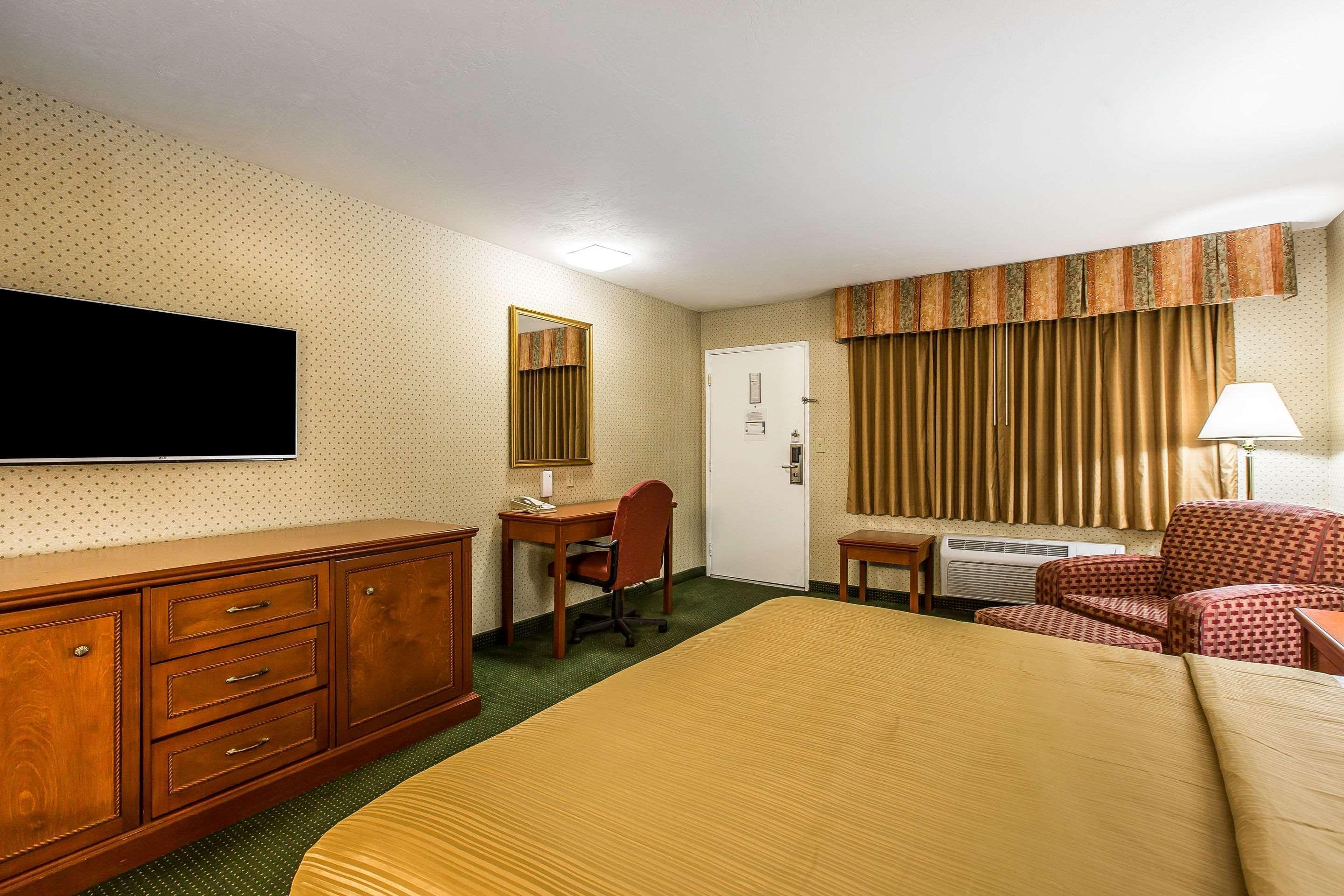 Quality Near China Naval Station Inn Ridgecrest