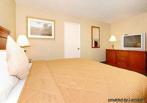 Quality Near China Naval Station Inn 3*